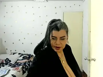 vikyadams from stripchat