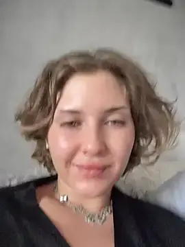 Stripchat Sex Cam of KellyKeler