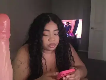 Stripchat Sex Cam of Slutbaby_