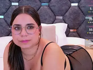 Stripchat Watch Live Sex Cams of ThaniaJones
