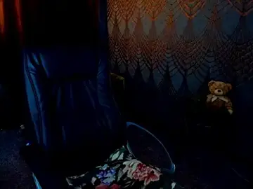 Stripchat Free Porn Cam of Anna_Snows