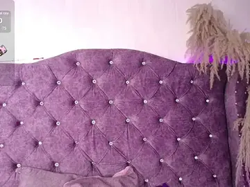 Stripchat Best live sex cam show of Violet_Collins1
