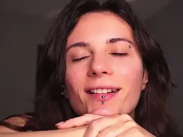 Holla_Molly from stripchat