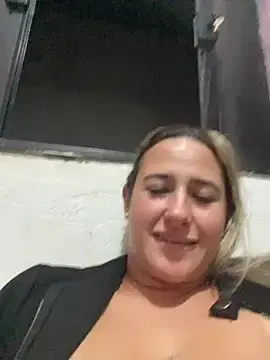 Stripchat Live Sex of lolitaloira2