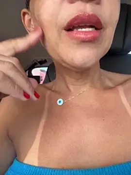 Stripchat Sex Chat of intact_w