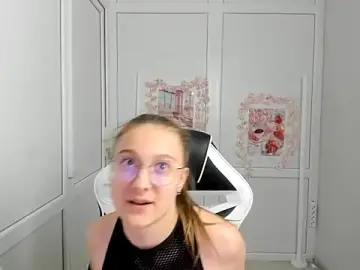 Mia_kristal from stripchat