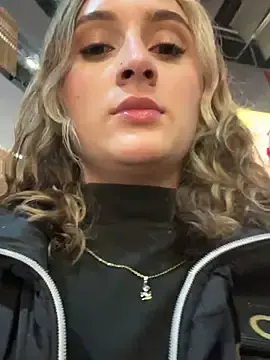 Stripchat Live Porn of sofia_lu