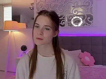 Stripchat Best live sex cam show of LuisaClover