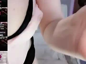 Stripchat Free Porn Cam of yayaya56