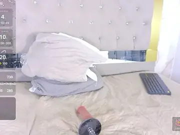 Stripchat Watch Live Sex Cams of Luna_Tylor