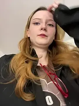 AlyssFrost from stripchat