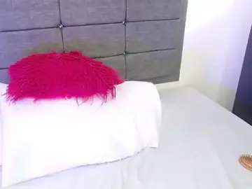 Stripchat Live Porn of Emily_milfF