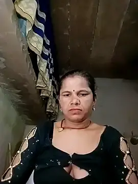 Stripchat Nude Webcam of Pooja_sahu