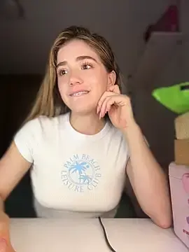 Stripchat Free Live Porn of ShelbyHagen