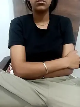 Stripchat Live Porn of aushi_rajput