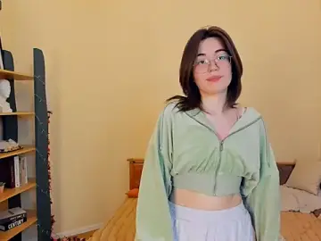 Stripchat Live Sex of LatoniaNeedam