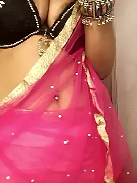 Stripchat Best live sex cam show of GlamQueen