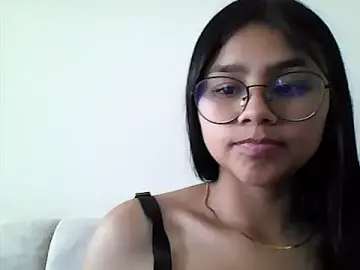 Stripchat Best live sex cam show of Sofielovee-01
