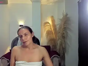 Stripchat Sex Cam of Milf_karlye