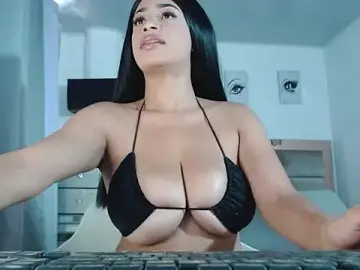 Stripchat Adult Video Chat of Tifannyss