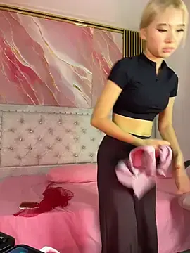 Stripchat Free Porn Cam of Im_sunshine
