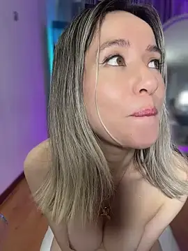 Nicky_sexfire from stripchat
