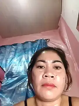 Stripchat Sex Chat of SweetChubbyMommy_02
