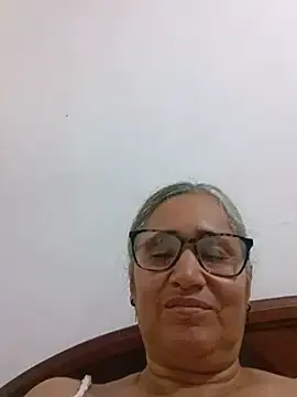 Stripchat Adult Webcam of _candi