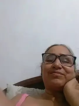 Stripchat Sex Cam of _candi