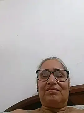 Stripchat Sex Cam of _candi