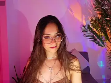 Stripchat Free Live Porn of Emmi_Roberts