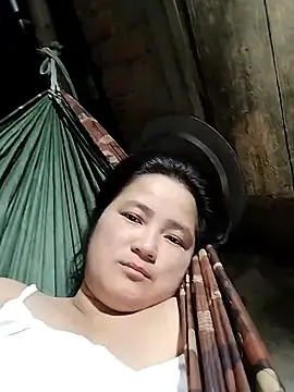 Stripchat Watch Live Sex Cams of BigAss-69