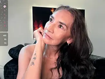 Stripchat Live Sex Cam of Emma_Mendozaa