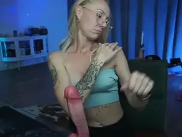 Stripchat Sex Cam of LaraPunkt