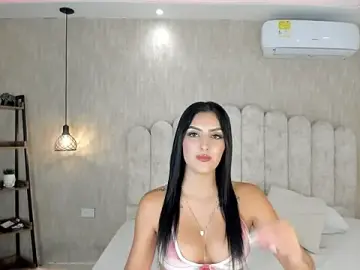 AriaaMoon_ from stripchat