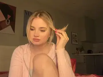 Stripchat Best live sex cam show of kirtova_