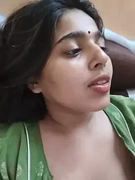 Stripchat Free Live Porn of Cute-Simmi69
