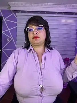 Stripchat Adult Webcams of MiiaaJoness