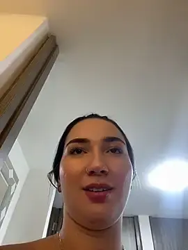 Stripchat Sex Cam of ava_blue
