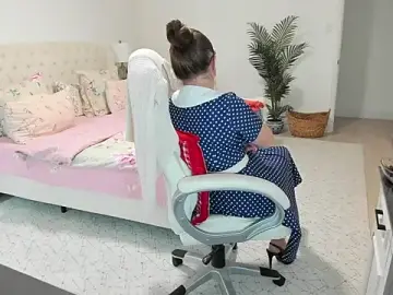 Stripchat Live Sex of Vika73