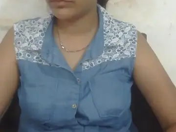 Stripchat Best Webcam of DOLL_CUTY