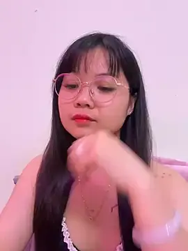 Stripchat Live Sex Cam of ___KARA___