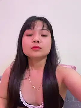 Stripchat Live Sex Cam of ___KARA___