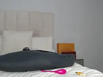 Stripchat Sex Cam of Pinkpyssy
