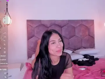 nicol_giraldoo from stripchat
