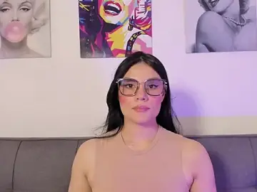 Stripchat Sex Cam of Maylin_Garcia