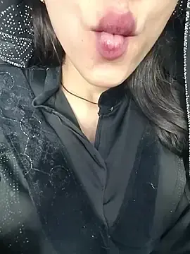 Noorkhatoon from stripchat