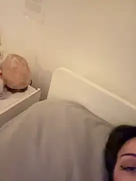 Stripchat Live Porn of Prettylilgirll