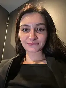 Stripchat Sex Cam of lunalovelee