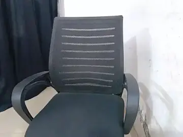 Stripchat Live Sex Cam of sexy_vani1